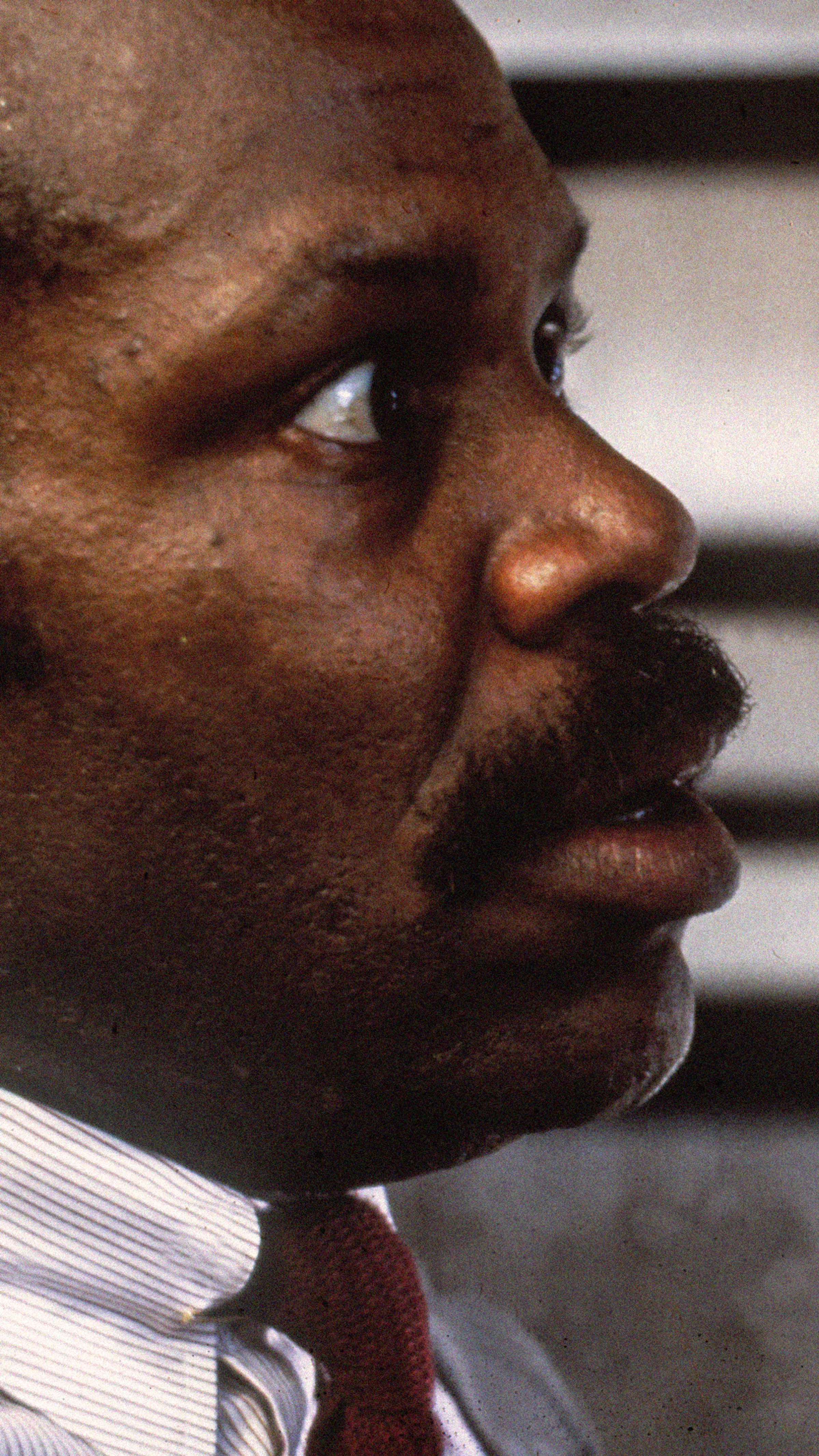 Danny Glover Thumb 916 Mobile